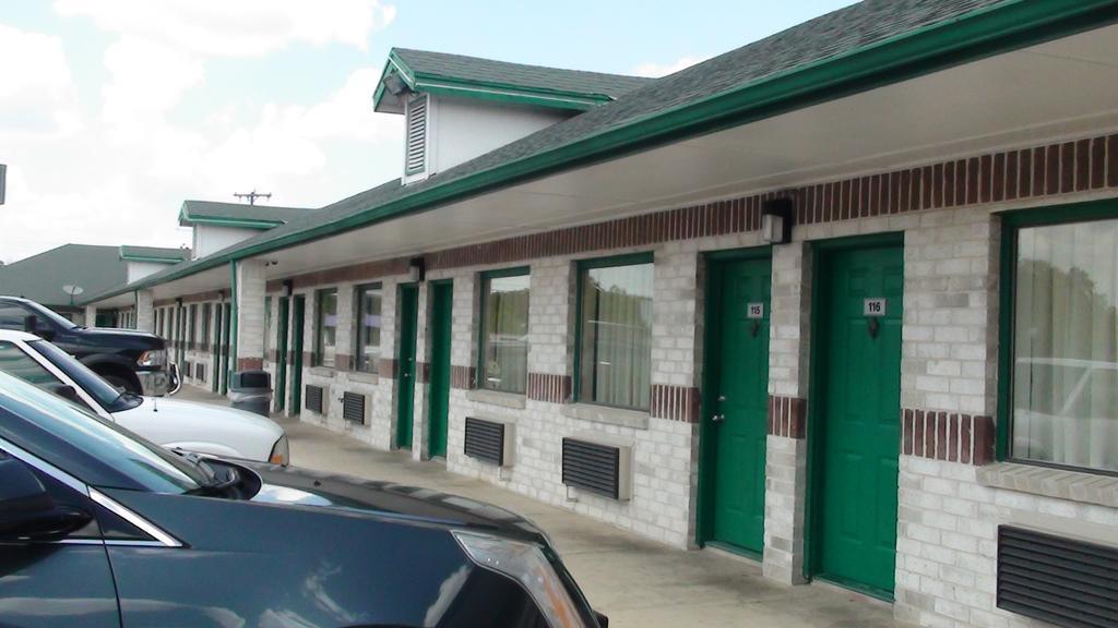 Safari Inn Motel San Antonio Buitenkant foto